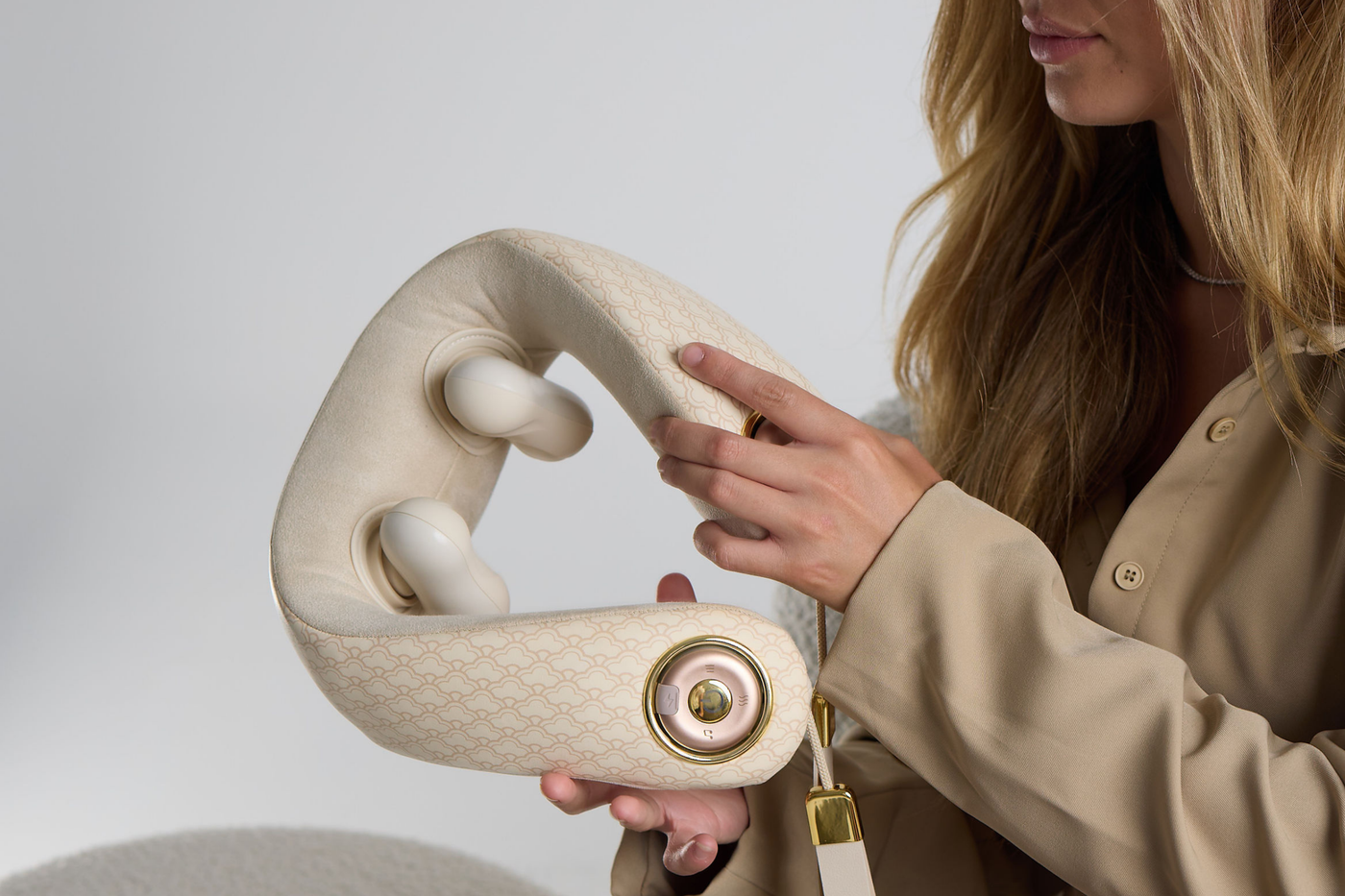 Calm Cloud Neck Massager product view