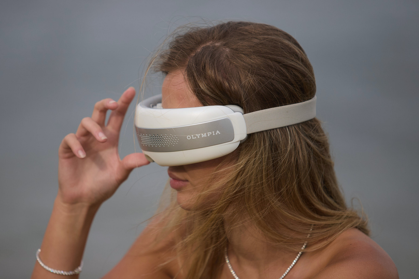 HALO+ Eye Massager product view