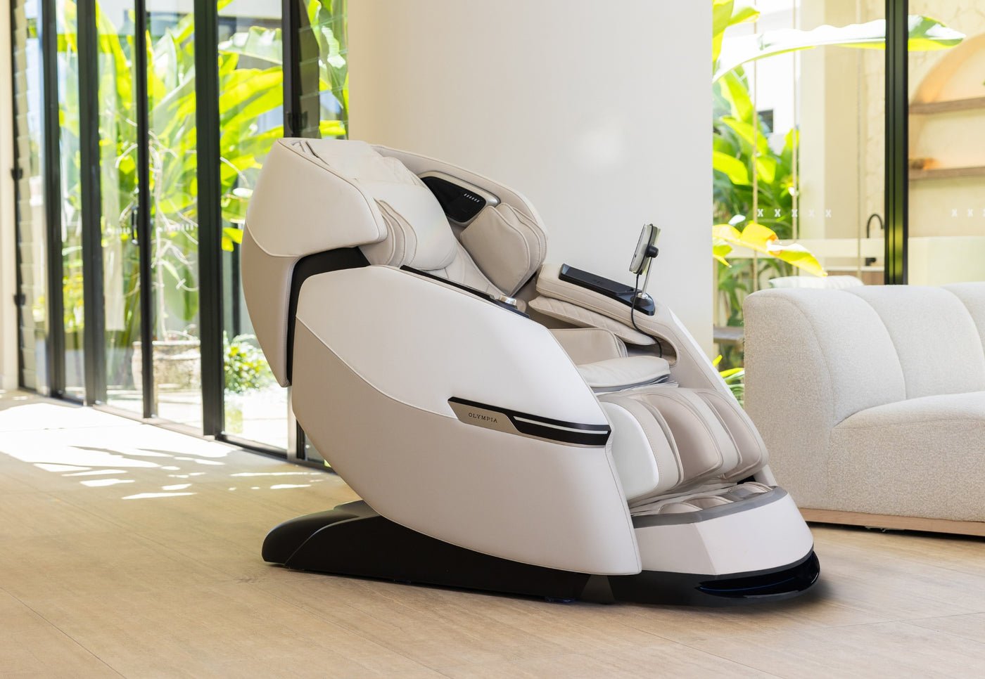 Zeus Athletica Massage Chair